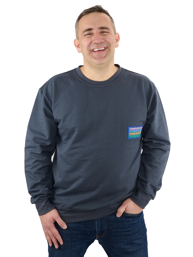 Unisex mikina tmavá s nášivkou Trenčín 2026