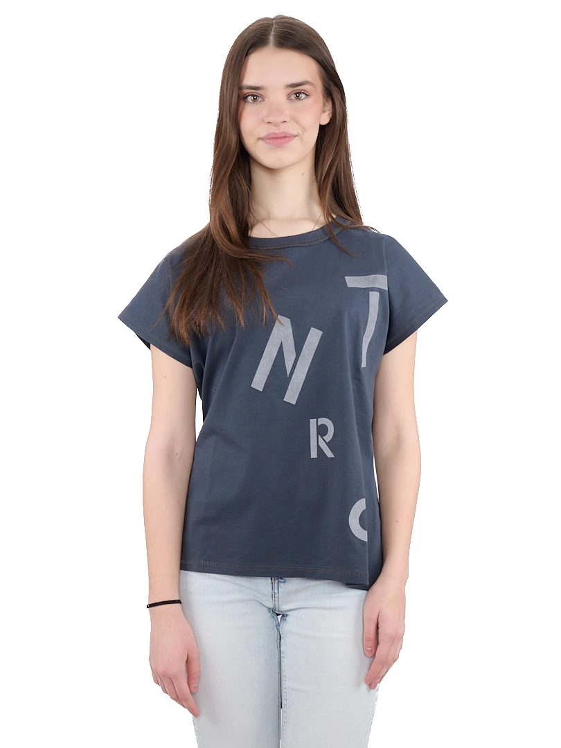 Dámske tmavé tričko Trenčín 2026